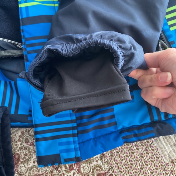 High quality winter set jacket and pants for boys 10-12 years - Picture 4 of 7